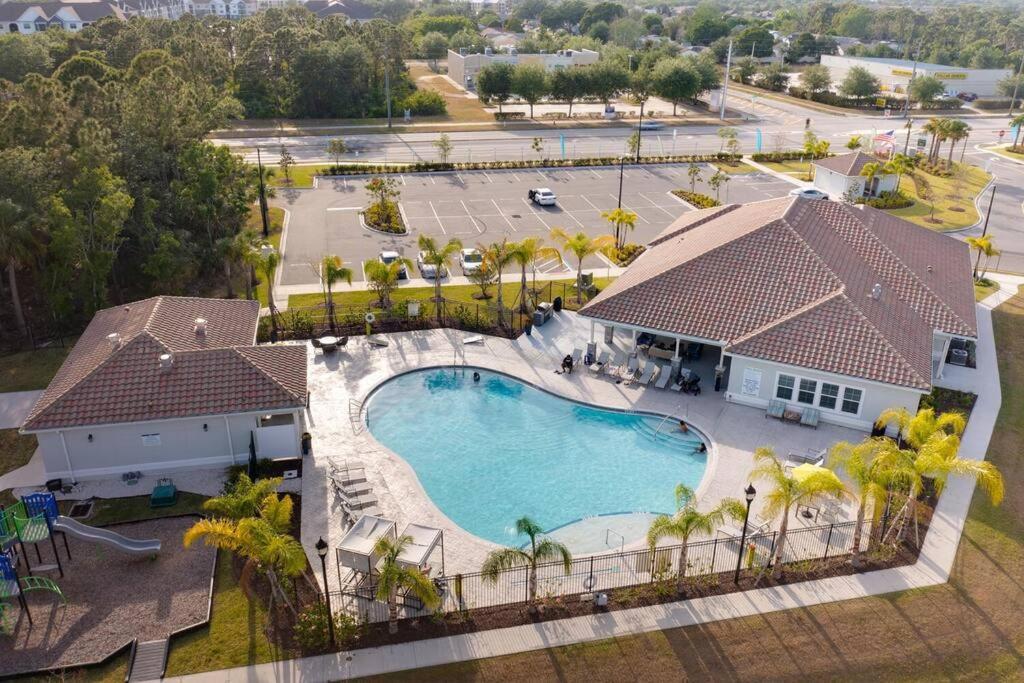 Elegant 1Br/1Ba Condo With Pool, Gym And Laundry Melbourne Exteriör bild