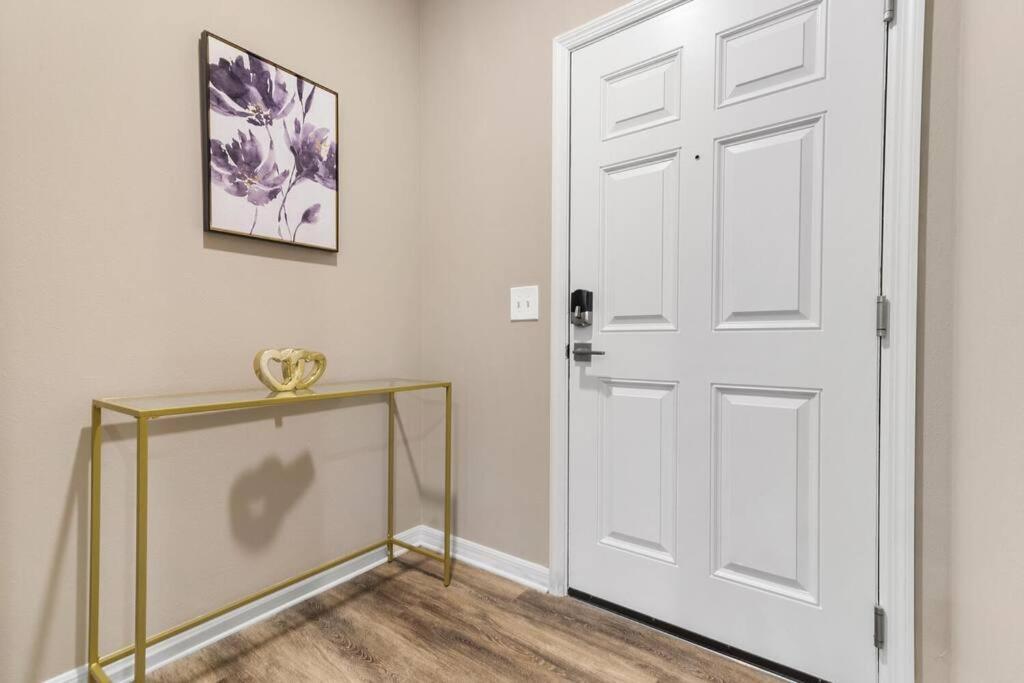 Elegant 1Br/1Ba Condo With Pool, Gym And Laundry Melbourne Exteriör bild